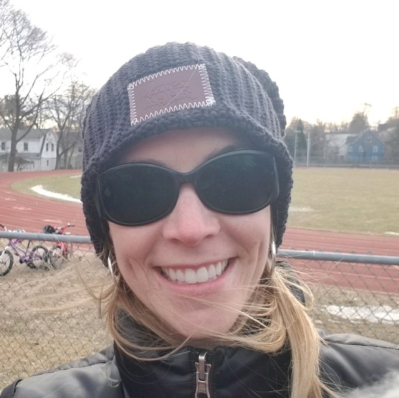 Meet your Posher, Sara - Picture 1 of 1